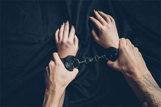 【西檬之家】字母圈新人入圈指南：BDSM术语与安全知识
